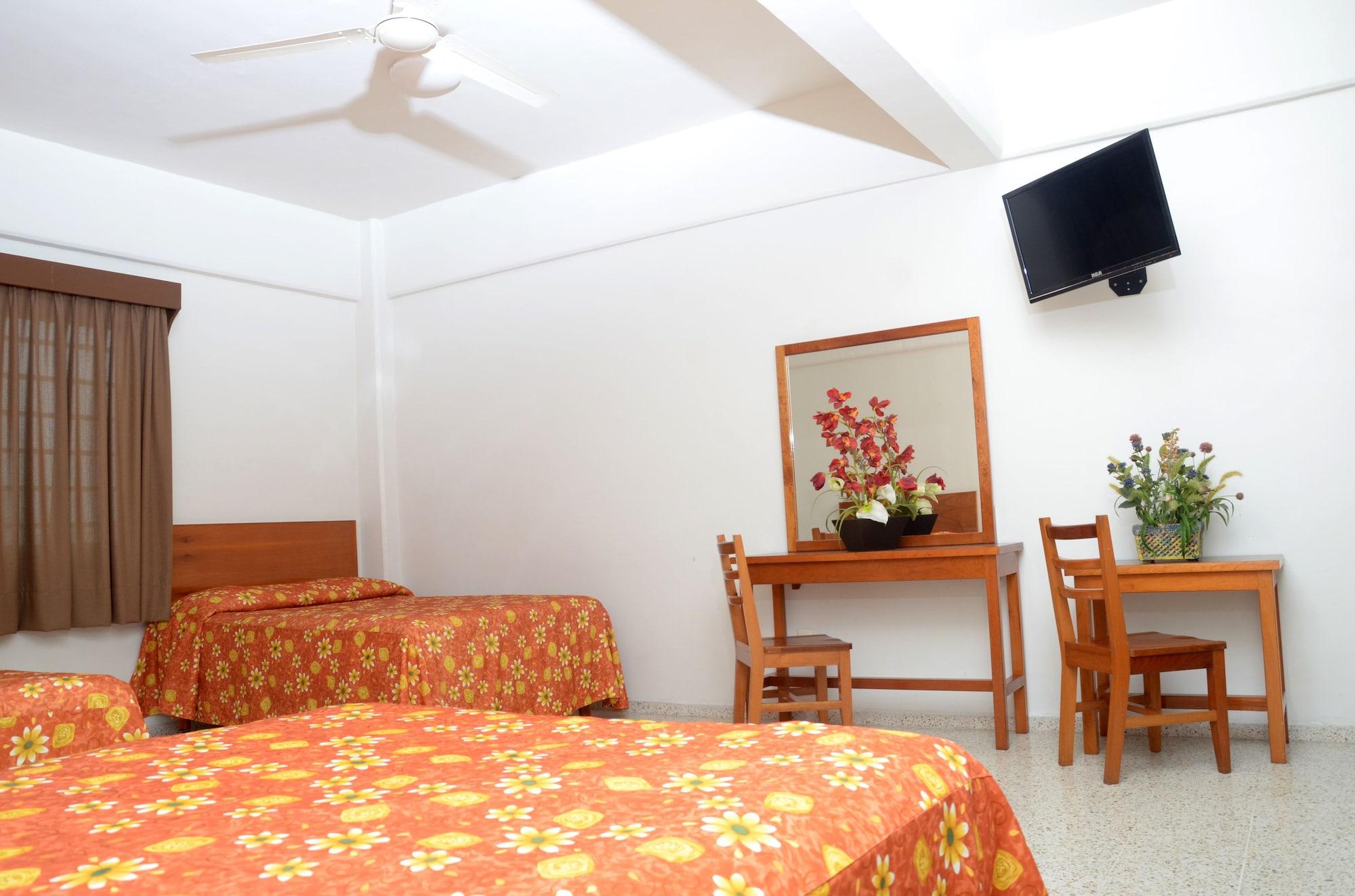 Hotel Delfines - A 2 Calles Del Acuario Veracruz Exteriör bild