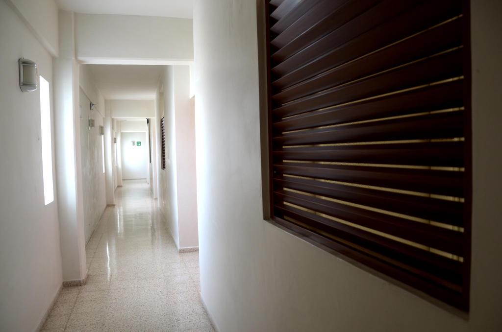 Hotel Delfines - A 2 Calles Del Acuario Veracruz Exteriör bild