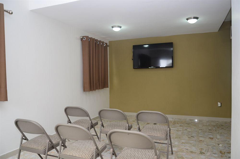 Hotel Delfines - A 2 Calles Del Acuario Veracruz Exteriör bild
